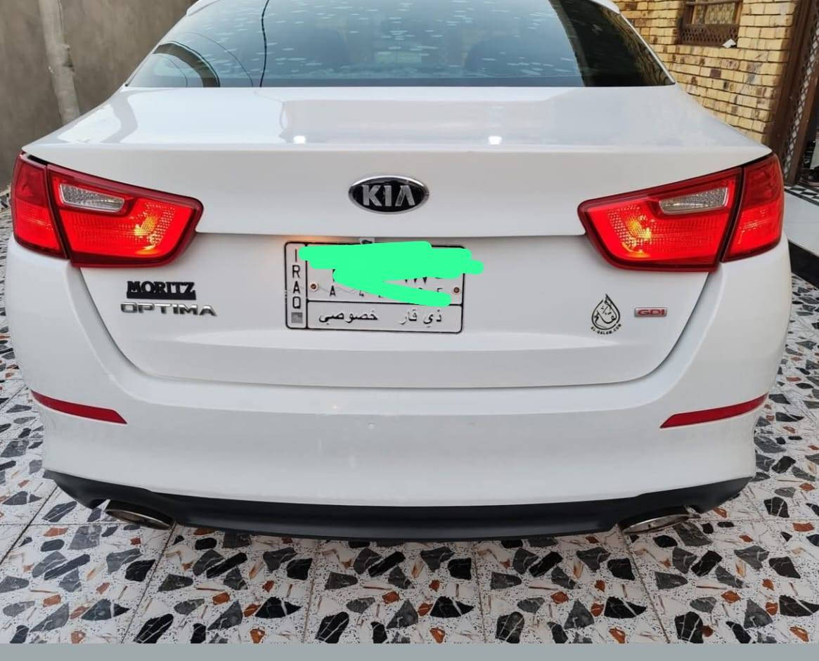 السلام عليكم ورحمة الله 
كيا اوبتيما خليجي موديل 14 
رقم ذي قار  
مكينته ٢٠٠٠ دوش جديده 
مواصفات السياره 
تبريد قطعتين 
شاشه كامره 
تحكم سترين 
شاير بل مري 
تحكم سترين 
تخم تاير جديد 
حداديه جديده
والباقي معروف
للبيع او مراوس حسب القناعه
الناصريه الرفاعي ***********
