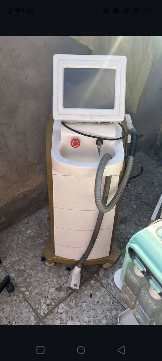 اغراض عياده للبيع ليزر جسم وجه وبخار تنظيف البشرة وسرير عياده وعربانه للبيع نظيفات شرط الفحص


**إذا كنت صاحب هذا الإعلان وتريد حذفه لأي سبب، رجاءا أرسل رسالة إلى الدعم الفني**