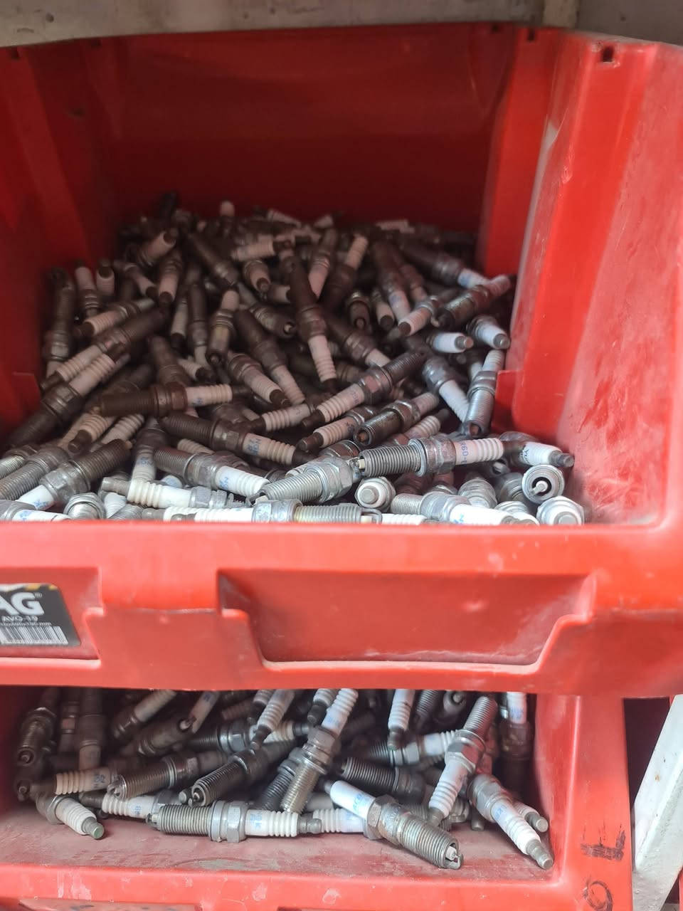 بلكات اصليه تفصيخ كيا تيلورايد وهيونداي بلسايد اصليات
ماطور استيرن كيا تيلورايد
جامة سلايت اصليه تفصيخ
درع محرك كيا تيلورايد قالب اصلي
بغداد/ السنك /ثاني بنايه على يسار
***********  وتساب
***********
