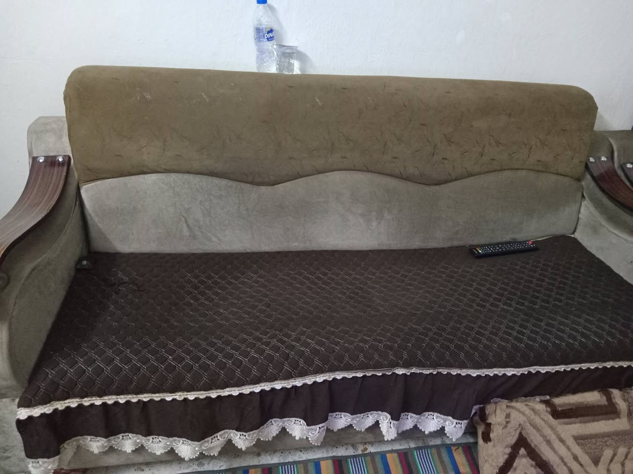 للبيع  ..


**إذا كنت صاحب هذا الإعلان وتريد حذفه لأي سبب، رجاءا أرسل رسالة إلى الدعم الفني**