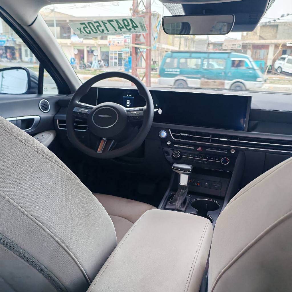 السلام عليكم سوناتا 2025 للبيع بدون رقم ترقم باسمك دخول جديد ماشيه 2000 بعدها بدهن الشركه حادثها خلفي كلش خفيف صبغ شويه بجاملغات الخلفيه وقبق الجنطه بدون رباك بجم كبس محركها 2500تنفس طبيعي كلها على بلاد فول عده الفتحه والجلد داخل ابيض السعر 200الرقم
***********
***********
اسيا بي وتساب كربلاء, العراق
