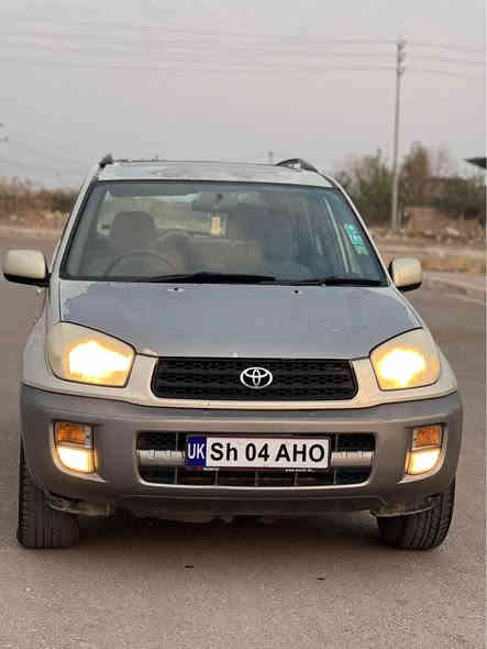 مۆدێل ٢٠٠٤
سوکان عەکس

دەبل ئەکسل 
سلاید 
جام کارەبا  و ئۆتۆ
گێر و مەکینە و دەبل ئەکسلی بە شەرت  برغوی لێ بانەدراوە
سەیارەکە  پەلە پەلە کال بونەوەی هەیە 
ئەگینا بێ بۆیاغ و لێدرانە 
نرخی تەنها  ٣٨ گەڵا و مەجالە 
ناونیشان : سەنگەسەر
***********
*********** رانية
