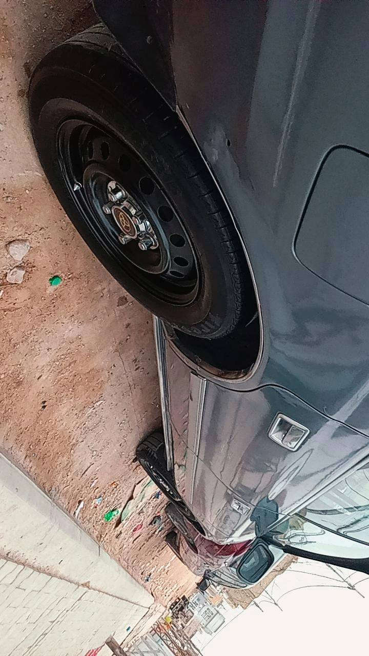 سلام عليكم مارك عضم
سياره جااهزه خير من الله 
مكينه بطه2500 قبل سبوع جفتته تجفيت غراض كله اصلي شاهد الله 
كهربائيات كلشه شغاله منضومه زنون ابو الريمون 
سنويه نافضه  شرط الموداور تأيرات جدد حداديه وره جديده مشط جديد تبريد شغال فقط نقص بلي مال الكبريسر غرفه كلش نضيفه مدوشمه كله 
مراوس او بيع السعر45 
متواجد فيس او انتصل ***********
