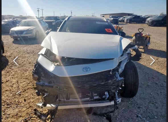 toyota crown 2025 limited
سيارة من امريكا 
ليمتد فول مو صفات 
١٧٥$ مجال 
*********** أربيل
