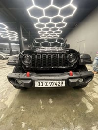 جيب رانكلر 2023 هايبرد مكفولة من الصبخ بيها فقط بنيد مبدل السعر 28500 ...