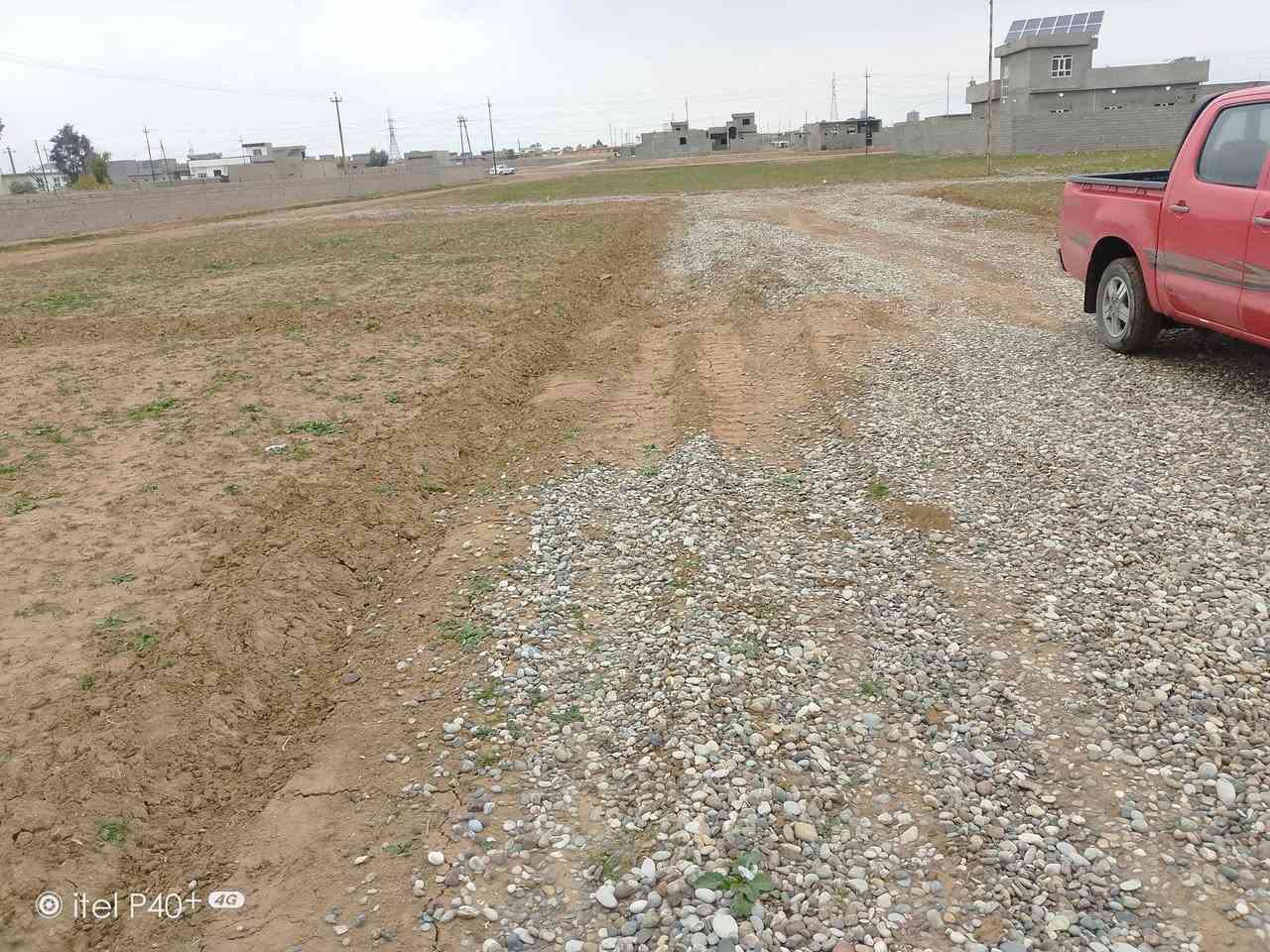 قطعة للبيع زراعي الحويجه الابراهيميه
مرب سيد غازي طريق جديده ساده 
مساحة القطعة الوحده 260
واصل ماء وكهرباء قريبه على المدارس والخدمات 
السعر 8مليون 
***********
