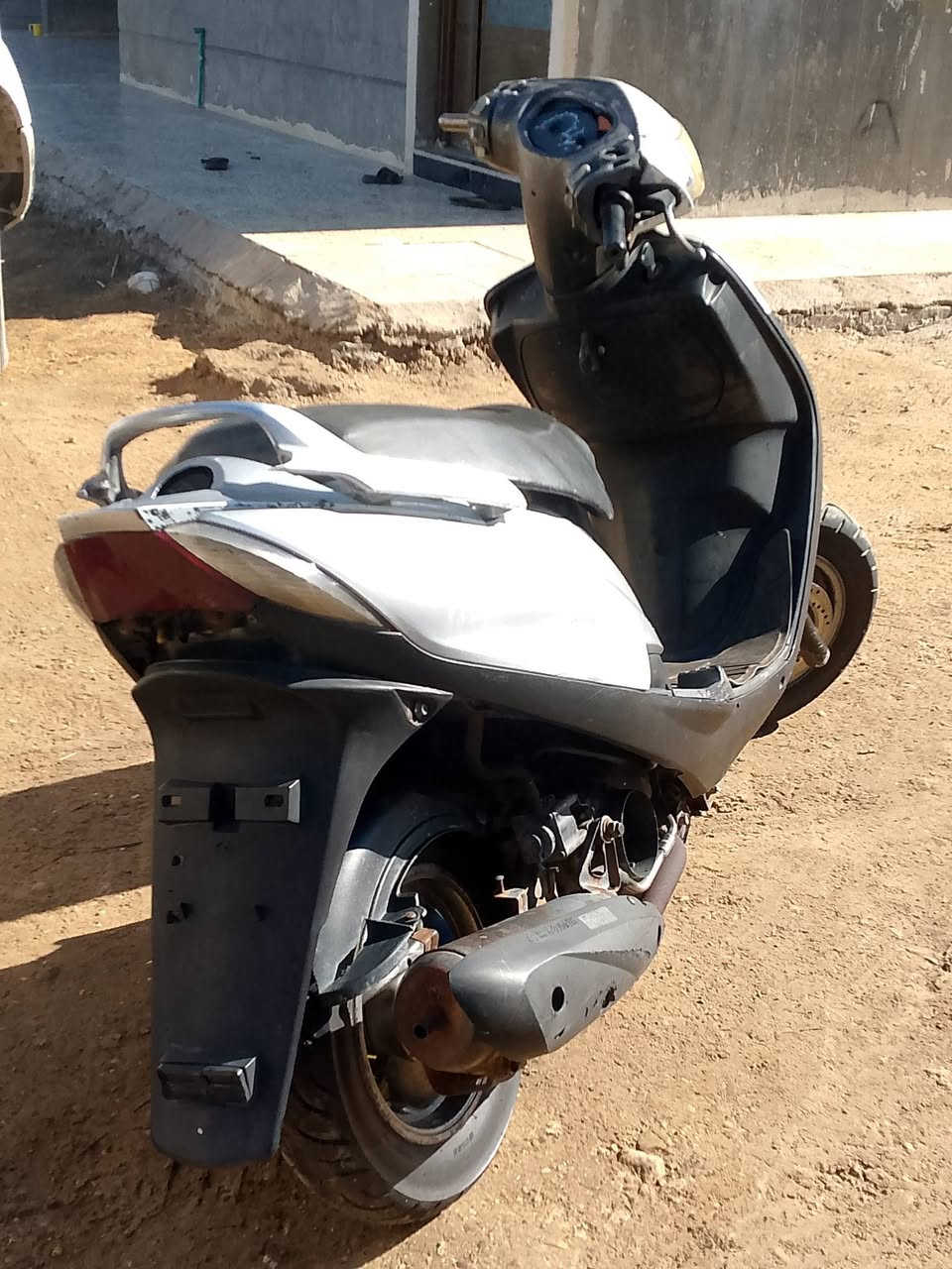 للبيع دراجه خير من الله كامله من مكينه او كهربائيات تايرات كله جاهز او كلشي تفحص مكينه ما تسمع صوته نشطه السعر 300 او بيه مجال مكاني محموديه ***********
