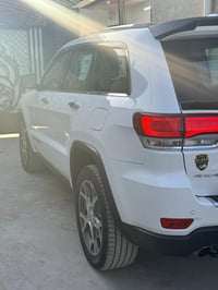 جيب لمتد فول واحد على واحد سياره اخت الزيرو مكفوله رقم بغداد فول مواصف...