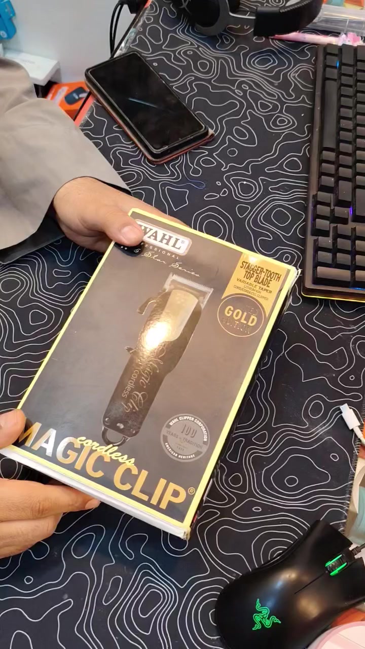 السلام عليكم ماكنة حلاقة WAHL التفاصيل بالفديو مراسلة واتس اب ***********
