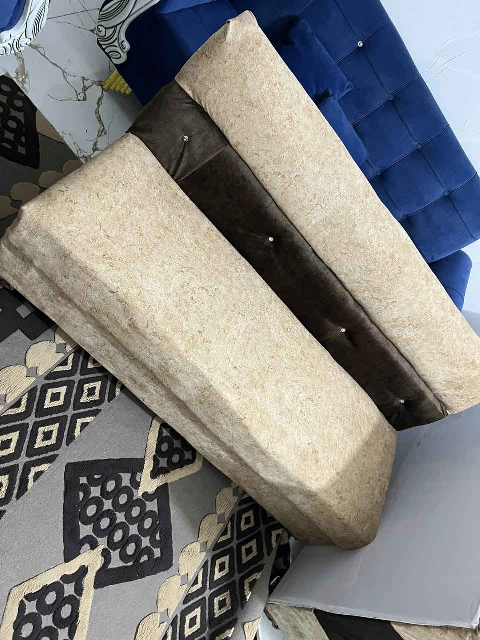 تخم 3 قطع جديد مو مستعمل سعر 125 قفل مكان بغداد جديدة
***********
