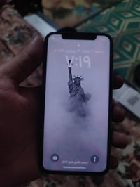 ايفون xذاكره٦٤ وكع مني وطفه ماعرف شبي وديته للمصلح يكلي يكلف٦٠ الف  ار...