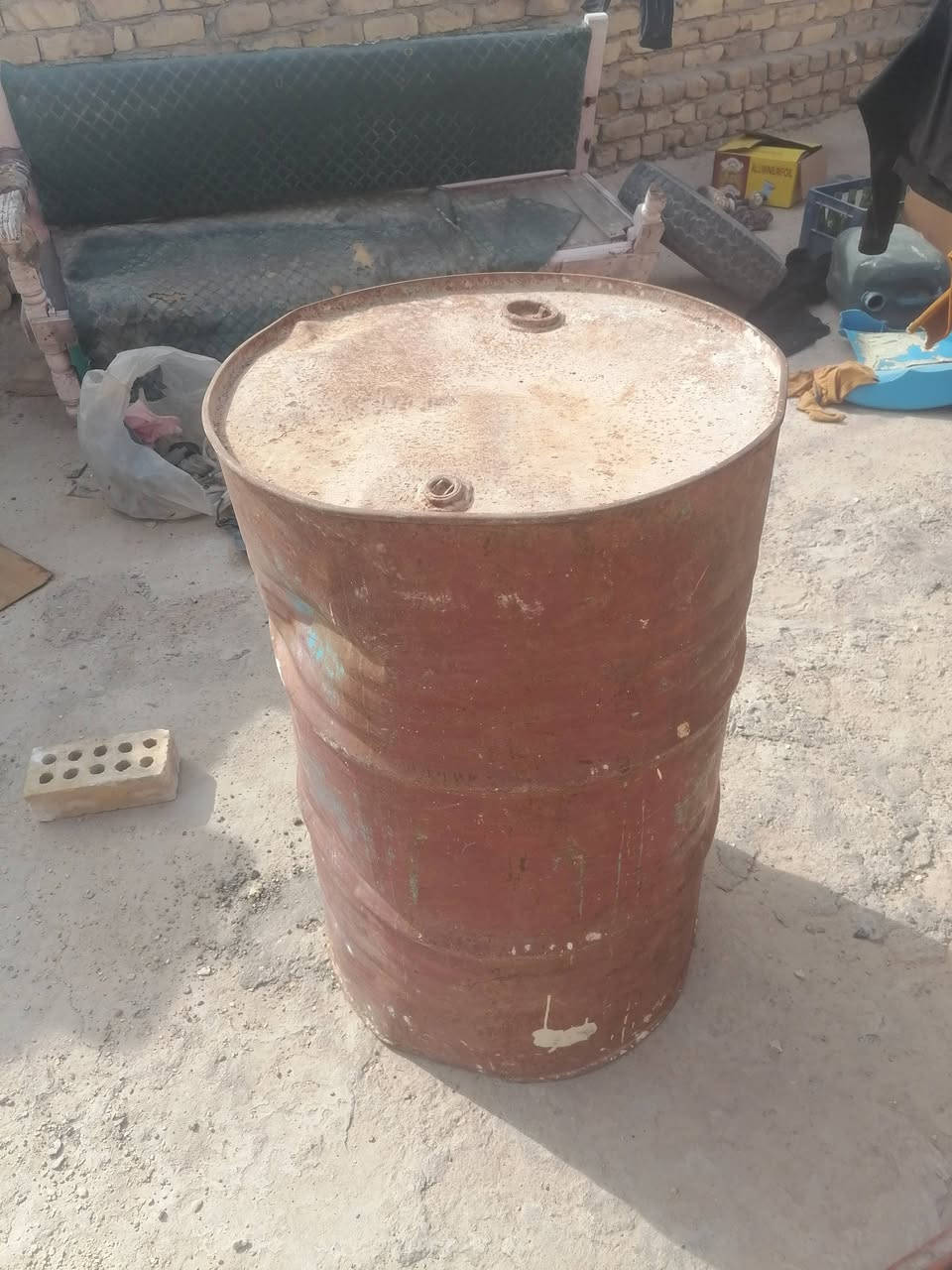 السلام عليكم اثنين مال نفط للبيع السعر 50 اثنيناتي الكورك بي واتساب، *********** ***********
