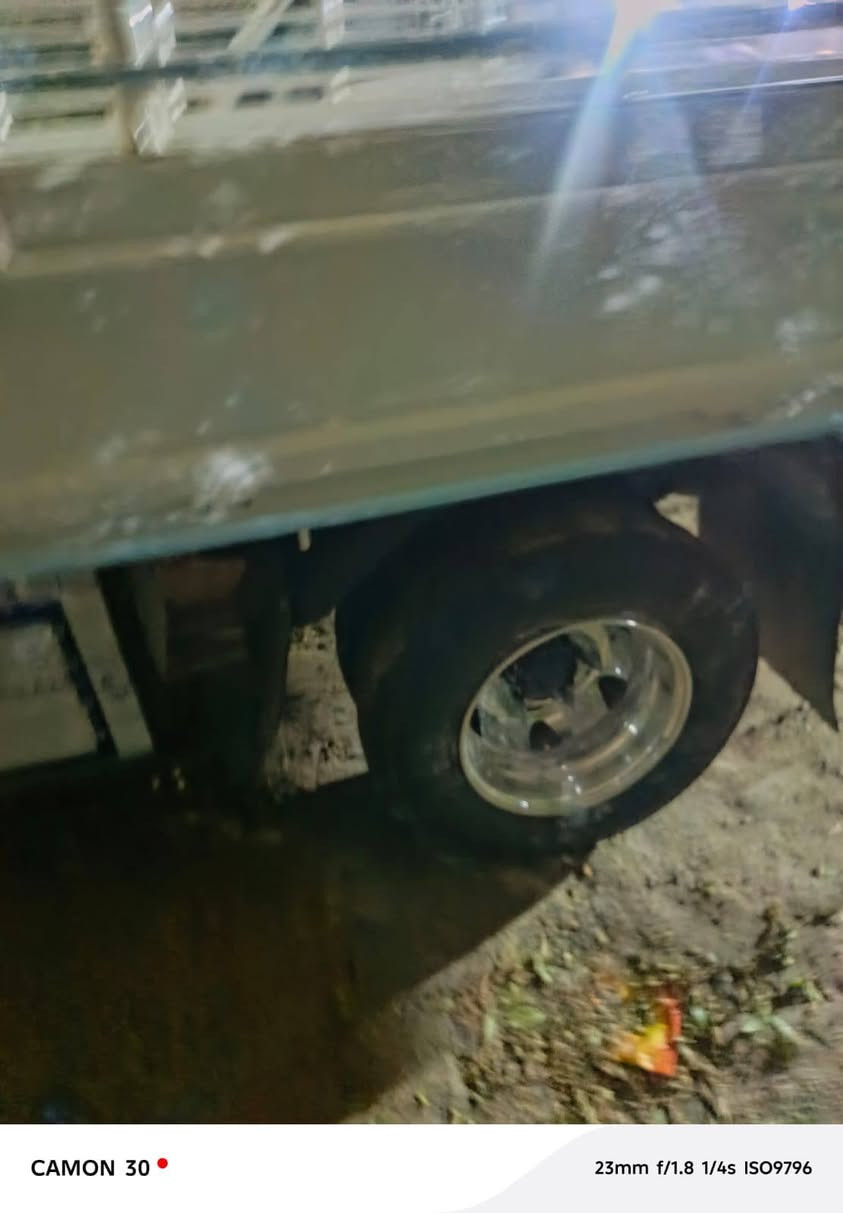 سلام عليكم كنتر للبيع موديل ٢٠٢٦
زيرومحور تاير ١٧ونص برجستون  محور ويل كرووم ودشمه معلايه وركه محجر جلال شرط الف ماتذب عليه للاستفسار ***********
