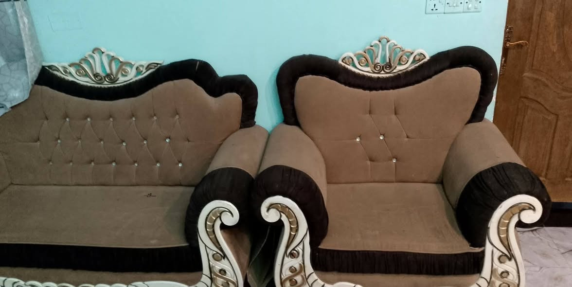 10مقاعد العنوان سبع البور السعر 250


**إذا كنت صاحب هذا الإعلان وتريد حذفه لأي سبب، رجاءا أرسل رسالة إلى الدعم الفني**