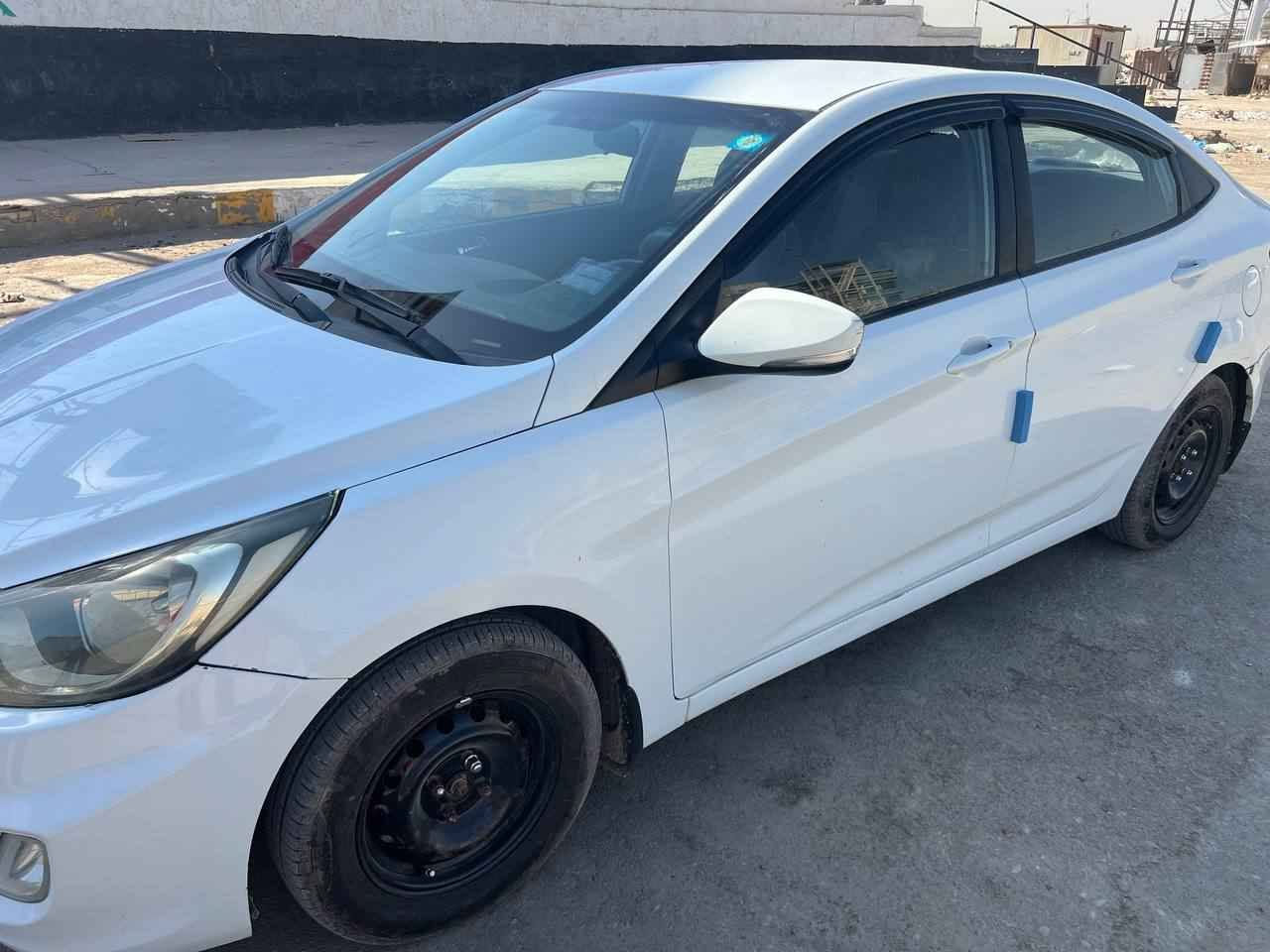 اكسنت 2015 خليجي رقم ديوانيه سنويه جديده تخم تايرات تبريد ثلج مابيها ضربه محرك 1400
السعر 88 
مكاني الديوانيه 
للتواصل واتساب 
*********** ديوانية, القادسية
