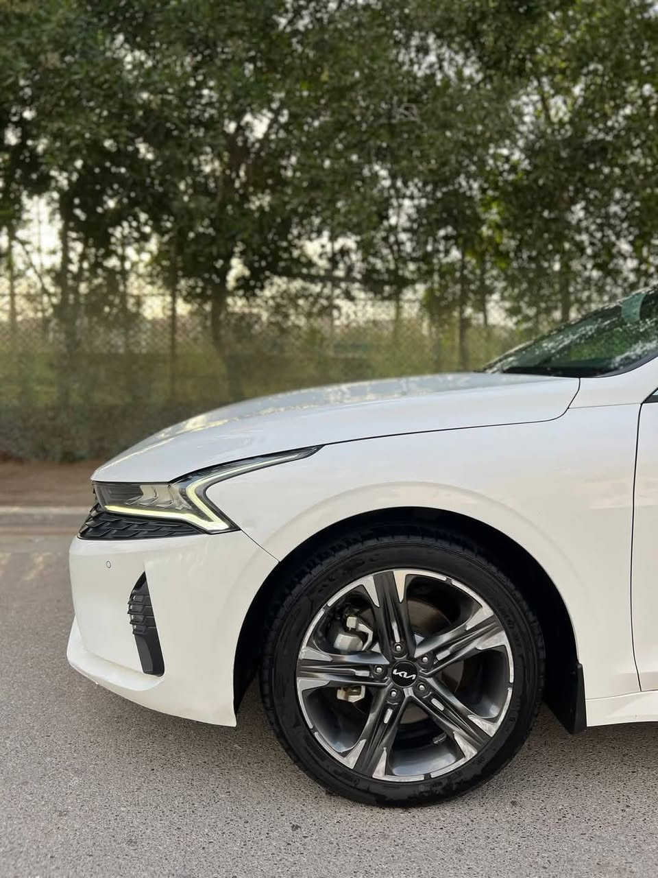 السلام عليكم اخوان عندي ويل كب حجم ١٨ نظيف هو وتايراته اريد اراوس ويل كب حجم ١٧ مكاني بالناصريه اليراوس يعلق لو يراسلني واتساب والافضل بالناصريه علمود قريب عليه ***********
