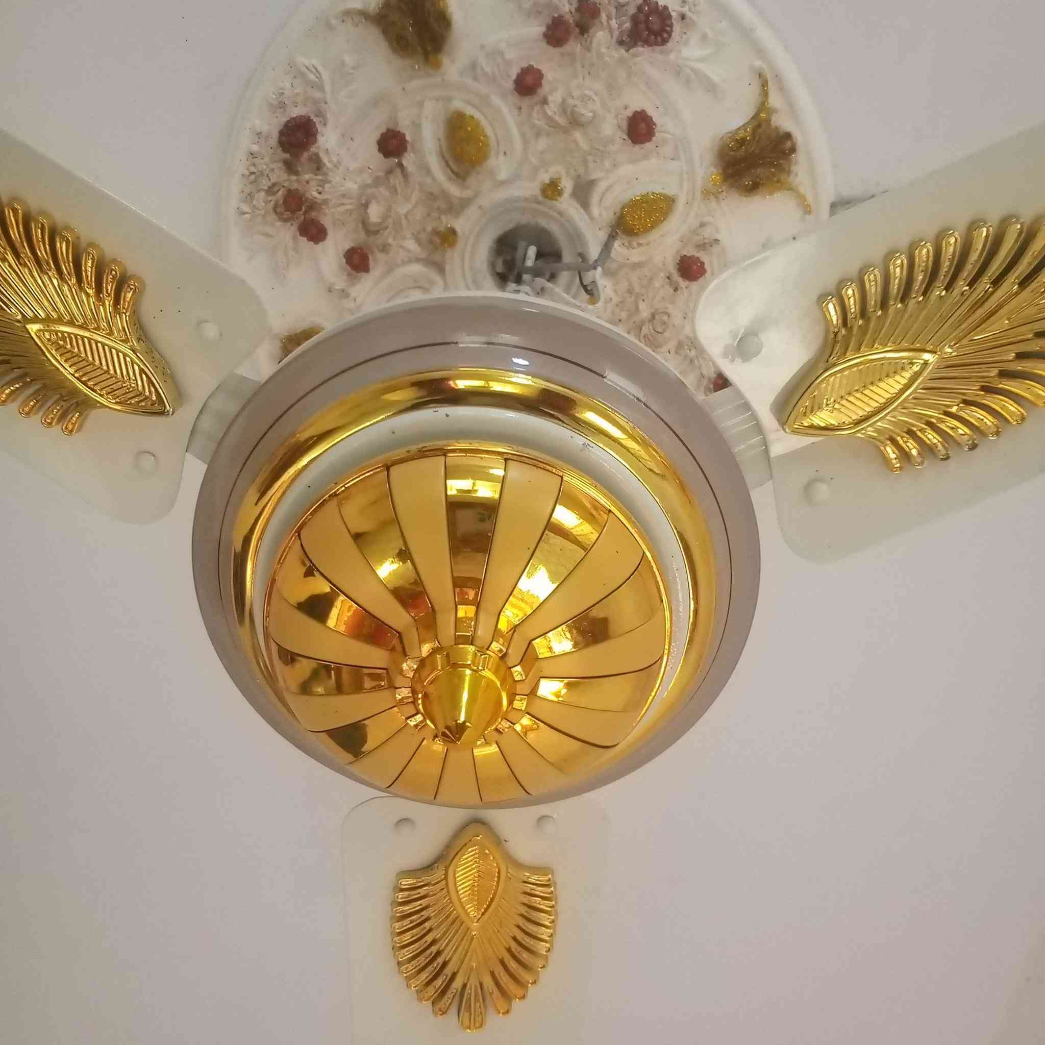 بنكات ثنين للبيع اصليات +طباغ مع منضم هوه صوندته جاهز
قواطي صبغ اصلي حجم وسط سعرهن 60 الف .


**إذا كنت صاحب هذا الإعلان وتريد حذفه لأي سبب، رجاءا أرسل رسالة إلى الدعم الفني**