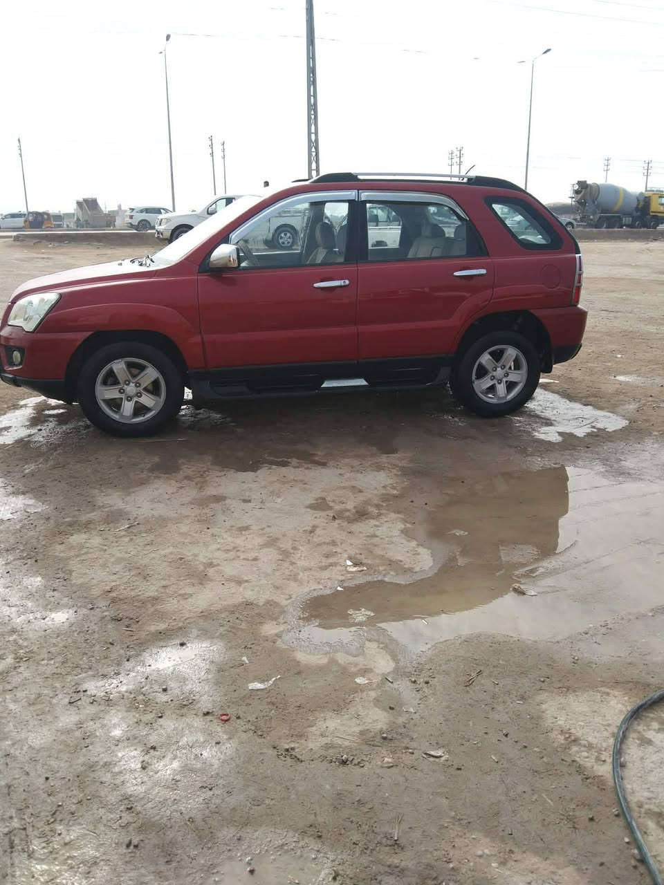 سلام عليكم ورحمة الله وبركاته كياسبوتج للبيع م٢٠٠٩كفاله عامه السونارمرفق مع الصورمكينه ٢٠٠٠دوش خليجي مكان السياره عماره والشرعي عماره السعر١٢٠اي استفسارع الرقم***********
