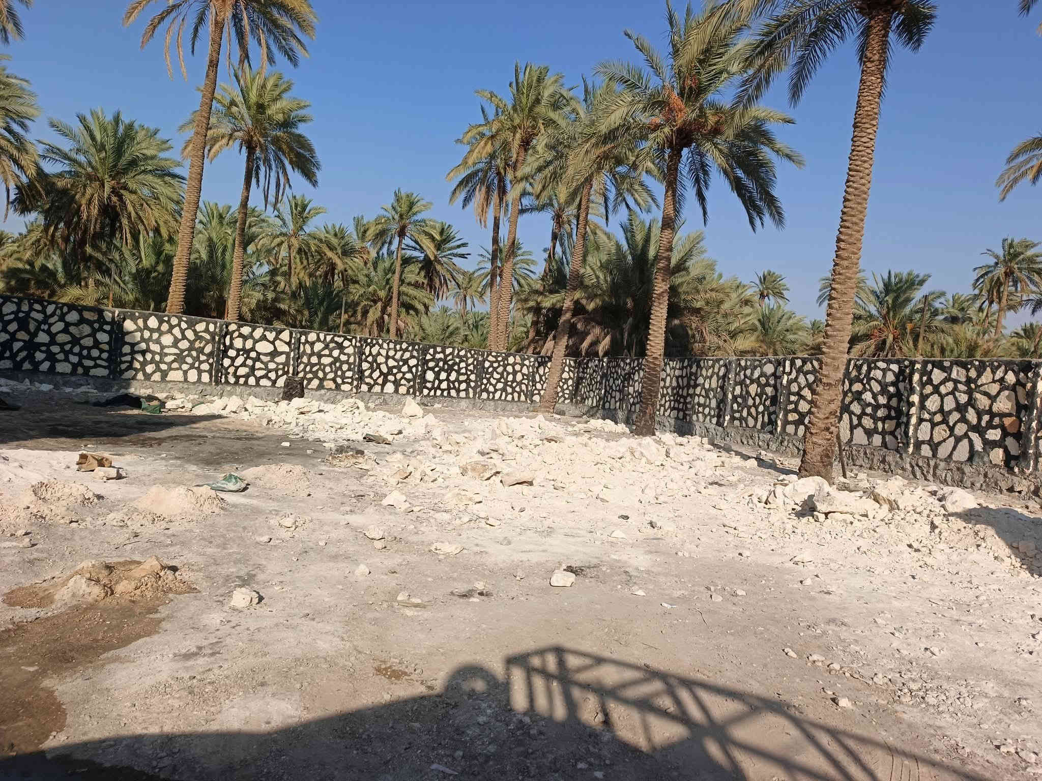 بناء حجر كرسته وعمل *********** /***********
