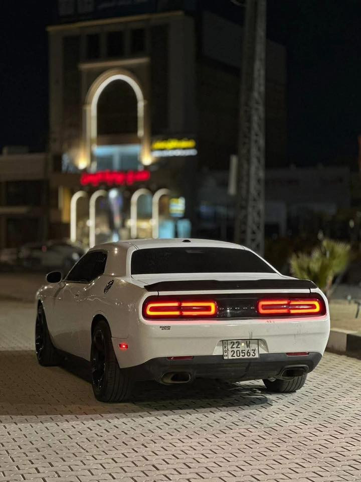 𝑫𝒐𝒅𝒈𝒆 𝑪𝒉𝒂𝒍𝒍𝒆𝒏𝒈𝒆𝒓 • 𝑳𝒂𝒔𝒕 𝑪𝒂𝒍𝒍 • 2023🔥
نوع السيارة: [ دودج جالنجر R/T النداء الاخير ] 🤍
الموديل: [ 2023 - الاصدار الاخير ] 
المحرك: [ V8 - 5700 ]
الگير: [ أوتوماتيك ]
الممشى: [ 27 الف ميل ]
الحالة: [ بيها قطع صبغ ابيع حزام ]
لون السيارة : [ ابيض ]
رقم السيارة : [ اربيل - تحويل مباشر  ]

[ الـــــمـــواصــفـــــات ]

‎- بصمة تشغيل 
‎- شاشة كبيرة
‎- كار بلي 
‎- كاميرا خلفية 
‎- سستم سماعات ( البـاين ) 
‎-  [ داخل احمر ] مقاعد جلد
‎- مقاعد كهربائية 

للتواصل واتس اب او اتصال : [ *********** ]

السعر : 176$ و بيها مجال
