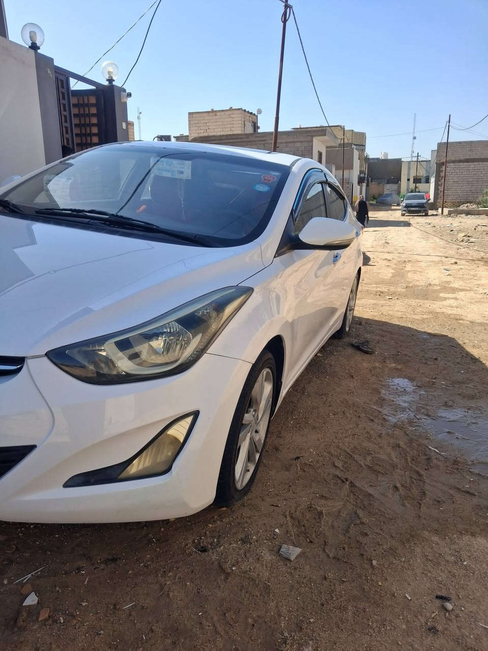 سلام عليكم 
النترا ٢٠١٤ خليجي كفاله عدى باردات بيها سونار من المندلاوي فول مواصفات قبل ٣ اشهر بدلنه كازكيت بيها مكينه وكير خير من الله محرك ١٨٠٠ الصور ماتحكم على السياره تعال شوف بعينك وقتنع السعر ١٢٧ وبيها مجال
اسف على الاطاله 
مكلف بالنشر هذا رقم صاحب السياره ابو رقية عامر الجبوري  ***********

