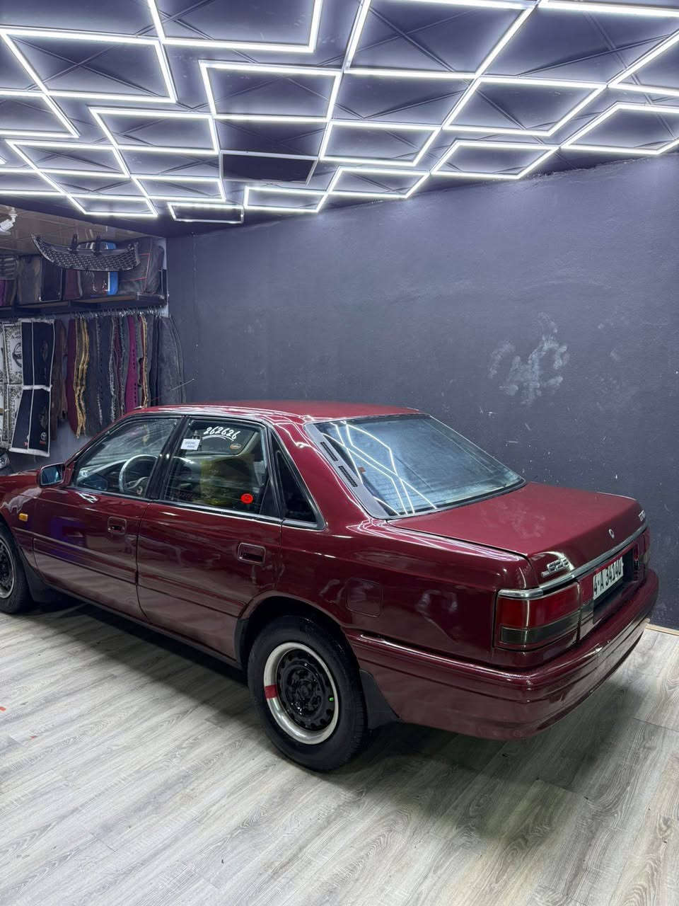 مرحبا بكم اخوان مازاد 626صندوك ماروني صباغ جمالي سيار رقم سنوي هزار جديد  لحد 2031أو باسمي تحويل أو وكال شراط
كير محرك8بخاخ تخم حداديه كهربيت تتفي اربع تواير ماصرله شهر 
جامت كهرب قفل مركزي سياره مابي ايه نه قص الحمدالله 
سعر 43اوبيه مجال  
رقم موبيل ***********
رقم الوتساب ***********
