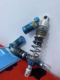 دبلات خلفيه للبيع بس اكو تك بيهن مسكور من جوه مثل مموضح بلصوره للبيع ل...