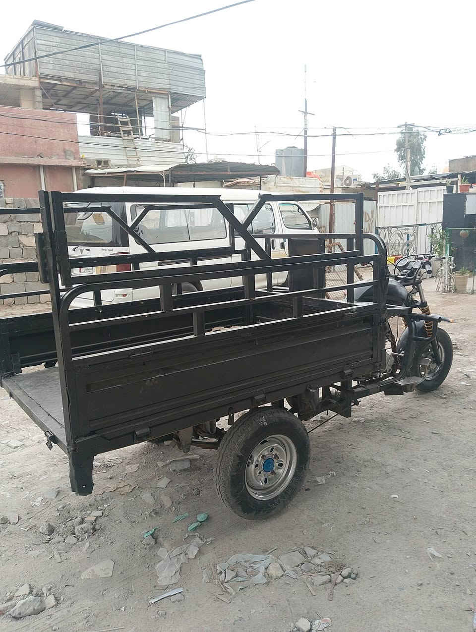 السلام عليكم ستوته دايوان 2015 اوراق تالفه مكينه جديده 23 للعنوان بغداد حي العامل السعر 450 قفل قفل مبابل *********** مو شراي ليكسر بيهه تحياتي للجميع والشراي يتصل
