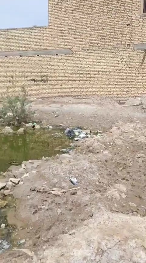 قطعة أرض ركن 320 متر الحسينيه نهر عوده  تباع على شكل اجزاء 100,,,,100,,,,120ركن السعر على الخاص واتساب القطعه بسمي وتحويل فتح بيان ويتم تسليم المبلغ

***********
