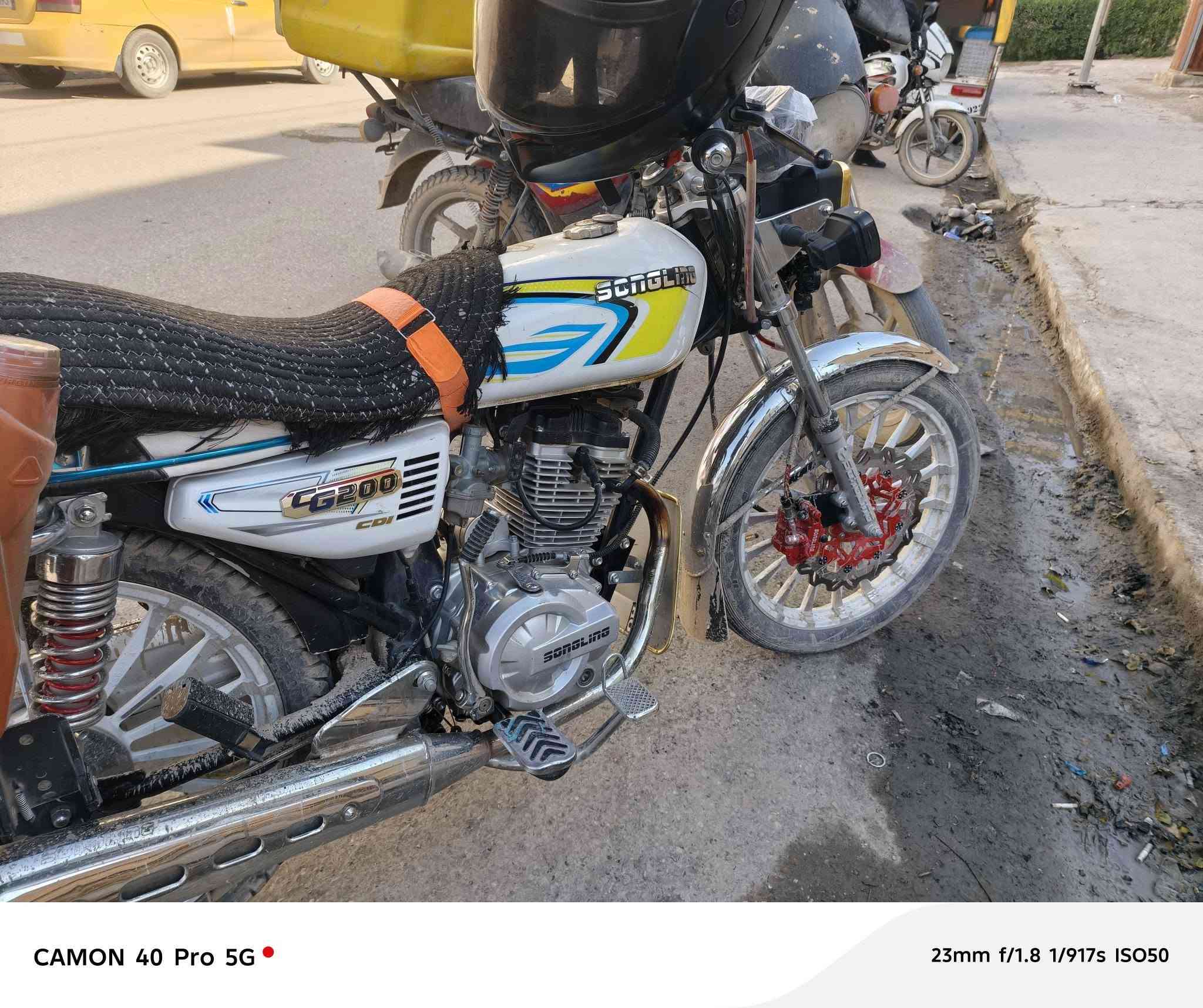 سيفان موديل 25محرك 200للبيع دراجه خير من الله ماشيااا قليل كلش بعد احله من صوره يردلهه غسله تعاجر اغسلهه مكاني بعقوبه اوراق السعر 750وبي مجال ***********
