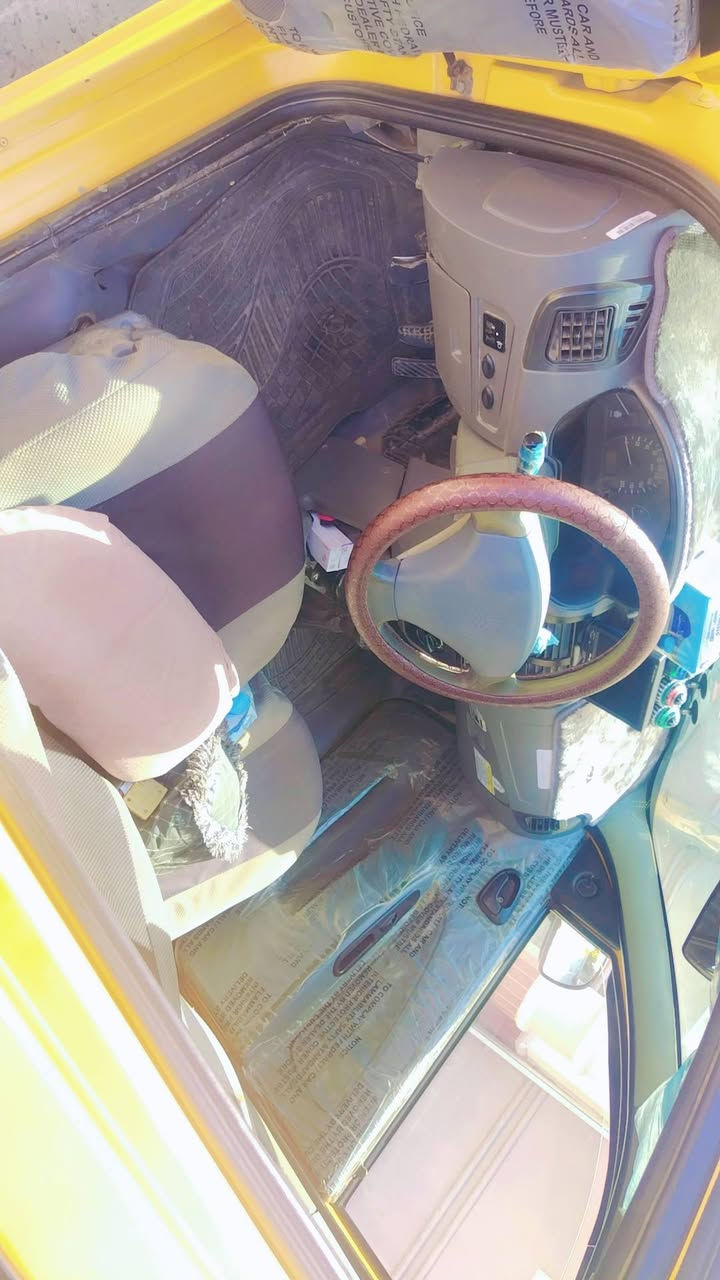 السلام عليكم طيبه موديل 2016 سياره بغداد مشروع وطني مصفره هيئه وغرامات سياره مكينه كير تبريد منضومه كامله جديده السعر  ٣٥ الاتصال على الرقم *********** او ***********
