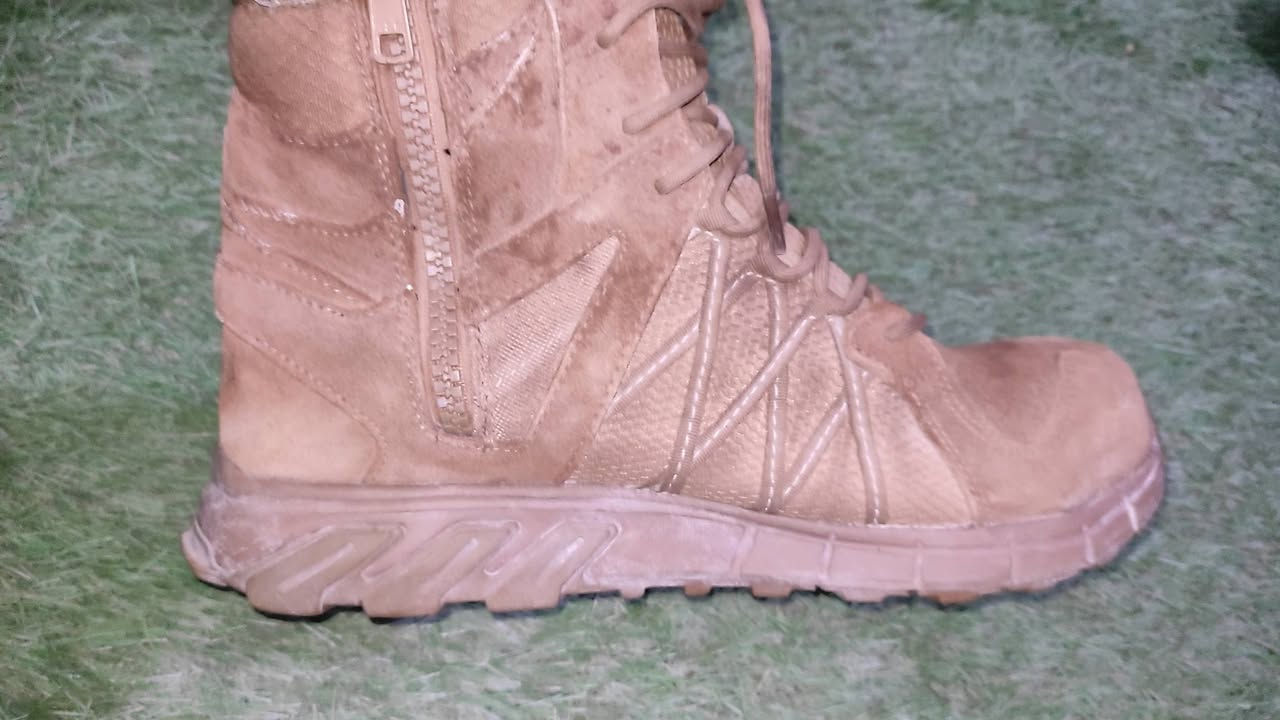 احذيه أمريكيه البسطال حجم 43 والباقيات 42 اليريدهن يتصل ***********
