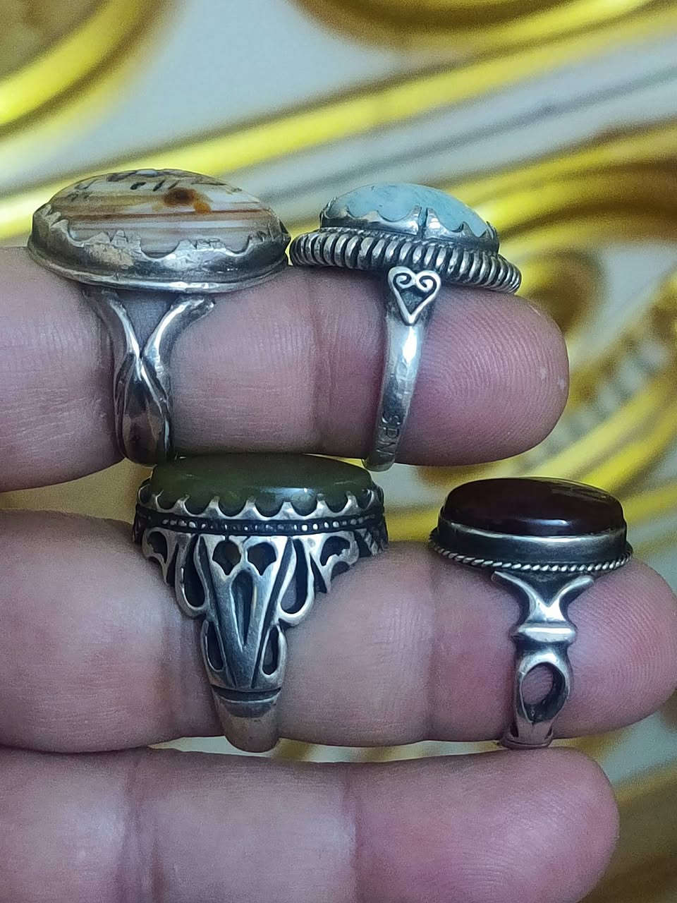 115الف مع التوصيل احجار طبيعية راسل وتدلل


**إذا كنت صاحب هذا الإعلان وتريد حذفه لأي سبب، رجاءا أرسل رسالة إلى الدعم الفني**