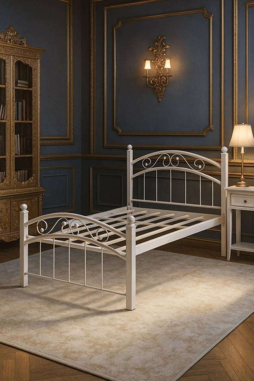 #سارع_بالحجز_ #الجميع
سرير حديد عراقي 
ذو متانه عاليه 
تقليد الماليزي قياس (190*90) سم
للحجز والاستفسار مراسله الصفحة او الاتصال بالرقم ***********
