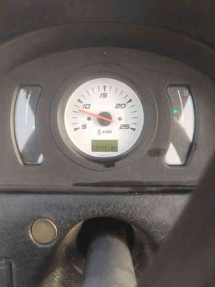 للبيع مكينه برازيلي ٢٠١٣ كتاب شركة بس محرك مفتوح ***********
