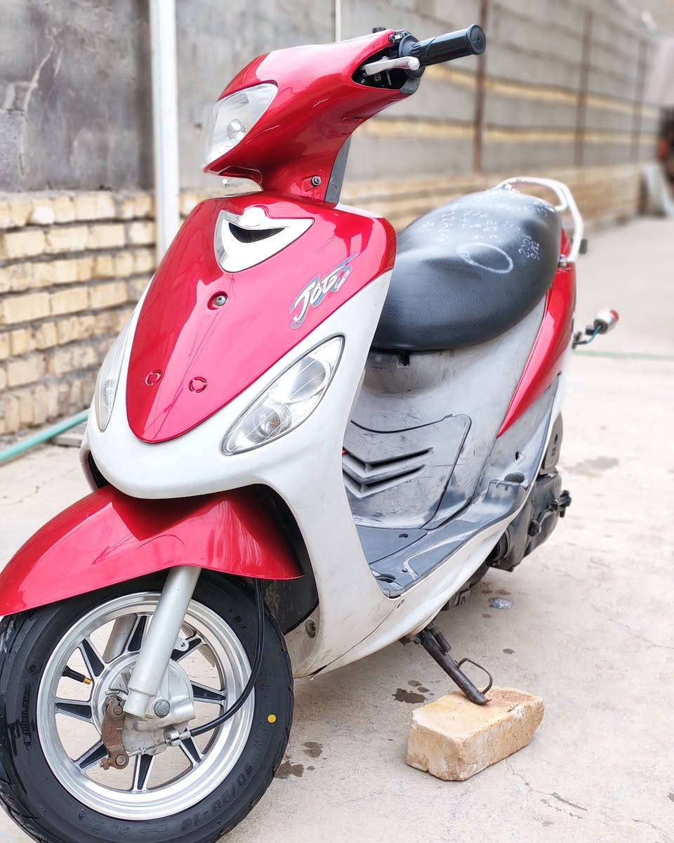 سلام عليكم دراجه ماكس منغولي دراجه خير من الله ما توكفك لو وين ما جان دراجه مكفوله كفاله عامه شكو شي بيه تجاري ال اصلي موجود وتختار شنو تريد اصلي لو تجاري دراجه بيه نقوصات بصيطه كلش ال كشن بي شويه شك وما يأثر وجامه بگ لايت خلفي سعره بصيط كلش وسلف عوزه بارد فقد دراجه ما مفتوح للتواص ول استفسار هاذه رقمي *********** مكان دراجه طوريج رجيبه
