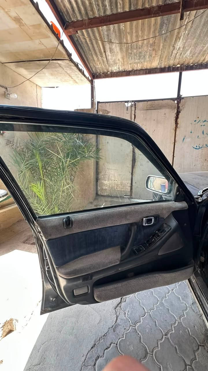 السلام عليكم سستم اررنب طويل لون فيلي اربع بيبان كاملات وجنطه وبنيد وجاملقات اثنين.العنوان البصره الزبير 
هـ*********** القطعه على خمسين الف
