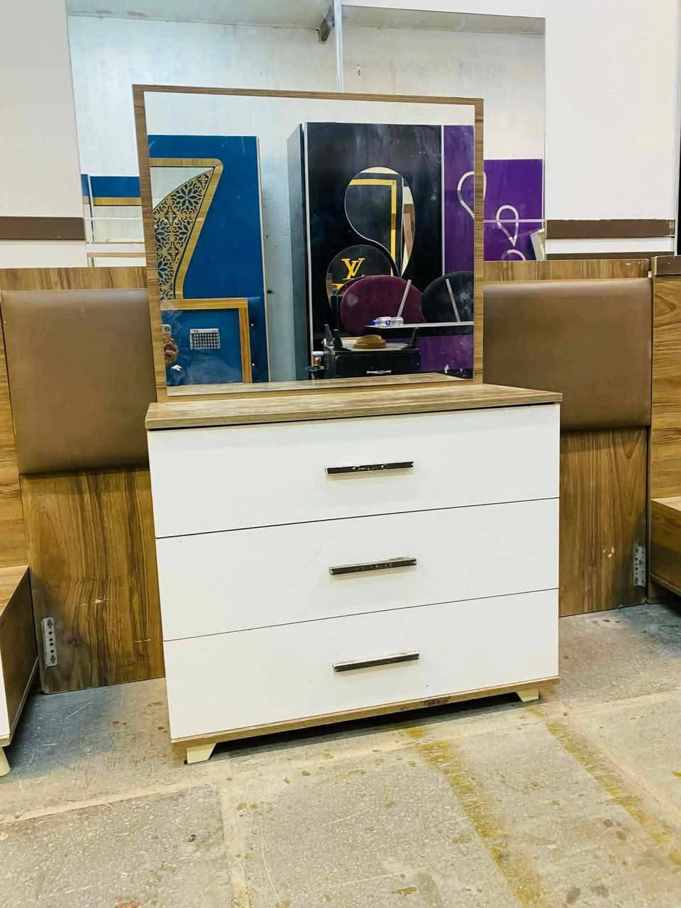 غرفه ترڪي🇹🇷  مستخدم  
 عدد قطع/5
نضام سلايت 😍
السعر /375💵 💎
مع شد ونقل 🚚 داخل بغداد مجانآ
 باقي المحافظات بسعر مناسب


**إذا كنت صاحب هذا الإعلان وتريد حذفه لأي سبب، رجاءا أرسل رسالة إلى الدعم الفني**