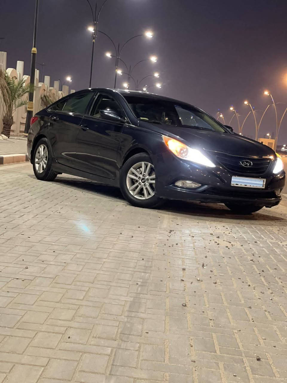 سلام عليكم
سوناته موديل 2013 

أدوات أدوات كصه جنطه 

دخول جديد 

مكينه بانزين بل كارتون 

دواخل عسلي 

كروز سرعه 

تحكم ستيرن 

ريموت تقفيل تفتيح شغال 

تخم تاير جديد 

حداده زيرو 

منضومة زنون 

مري شفط 

دشبول فطر مابي 

تتفه تبريد كشنات 

ارقام وسنويه ع رقم الشاصي 

السياره ربع ما ذب عليها 

وتجي إذا مو احله من صور اخسرلك تعبك 

المكان البصره ***********
