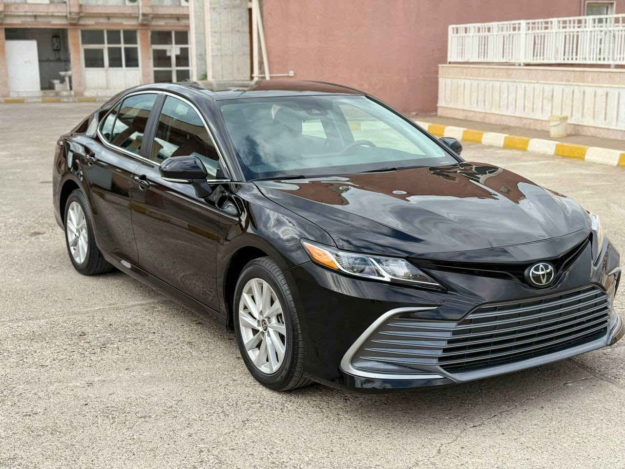 السلام عليكم 
تويوتا كامرى موديل2024
سعر :185مجال 
اللون :اسود  
حجم المحرك : 2.5L ( 4.سلندر )
سياره حادث خفيف و سعر مناسب 🔥
ملاحطة السيارة : بدون صبوغ  
بدون دواخل 100
ابدون ارباگ  100%

المواصفات 
اوتو هولد (𝐀𝐔𝐓𝐎 𝐇𝐎𝐋𝐃)
اوتو ستارات (𝐀𝐔𝐓𝐎 𝐒𝐓𝐀𝐑𝐓)
اوتو ستوب (𝐀𝐔𝐓𝐎 𝐒𝐓𝐎𝐏)
رادار امامي (تحديد مسار)
‏‎رادار جانبي (نقاط عمياء)
‏‎رادار خلفي (التحذير من الاصطدام)
‏‎حساسات امامي
‏‎حساسات خلفي 
نظام (𝐄𝐂𝐎)
نظام (𝐍𝐎𝐑𝐌𝐀𝐋)
نظام (𝐒𝐏𝐎𝐑𝐓)
نظام (𝐒𝐇𝐎𝐖 𝐧𝐨/𝐨𝐟𝐟
تحكمات استيرن 
كشنات هيتر‏‎
كشنات كهربائي 
‏‎تبريد لمس
‏‎لايتات (𝐋𝐄𝐃) ليد عدسة زينون بيلادي
‏‎بكلايتات (𝐋𝐄𝐃) ليد بيلادي
تفاصيل اكثر الاتصال علی ارقام التاليه ‏
واتس اب ***********
☎️ [***********] اكر, نينوى
