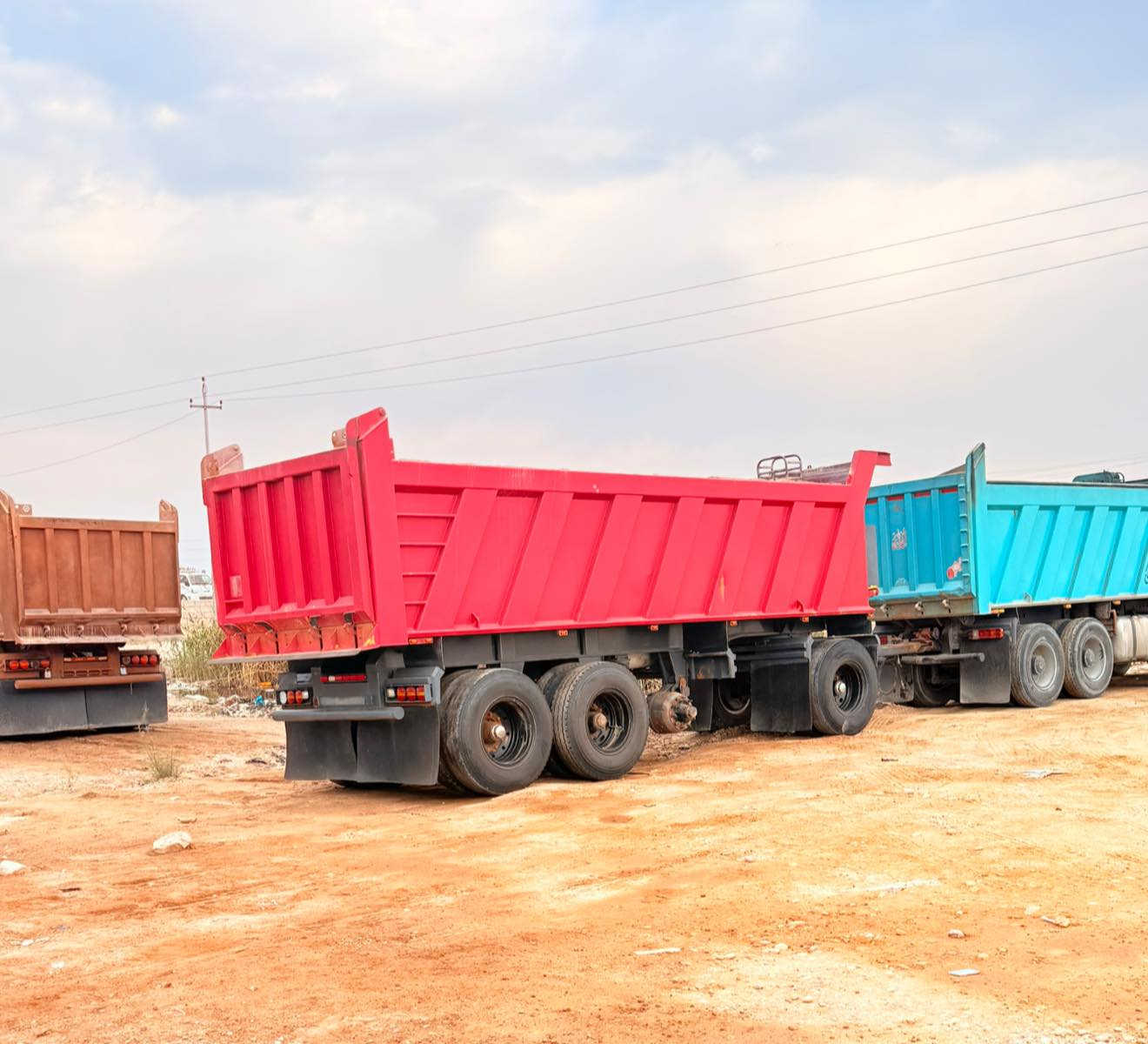 عربانه موديل ٢٠٢٣ حداده علي جنه تخم تاير ٤ دناكير شاصي ١٤ ذرعه ٢٤م                 *********** السعر ١٧٥
