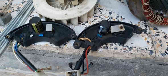 جنريتر + ملف + ملحقاته 
مال مولدة كاز ٢٠ امبير تفصيخ اجو الجديد سعره ١٢٠ الف  مكان كربلاء ***********
