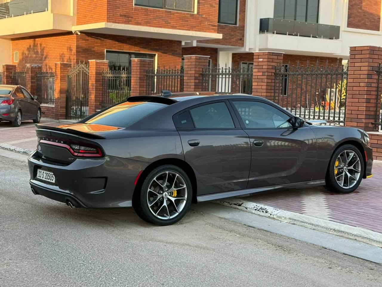 السلام عليكم
للبيع دوج جارجر GT موديل 23 مكينه 6 سلندر  3600 رقم بغداد مميز تحويل مباشر حادثهة ربع جاملغ فقط بجم مكفول دواخل مكفولات مواصفات شاشه جبيره كامره دواره كشنات تدفئه سماعات الباين تشغيل عن بعد حساسات خلفيه كشنات حظن ومعروفه بعد مواصفات الجيتي السياره بجمهة كبس ماملعوب بي والسياره مابيهة نقص نهائي للاستفسار *********** مكان السياره كربلاء السعر 235$ وبيهة مجال حك الجيه السياره حيل جديده وصبغ فقط الجاملغ الشراي يخابر وبالخدمه،
