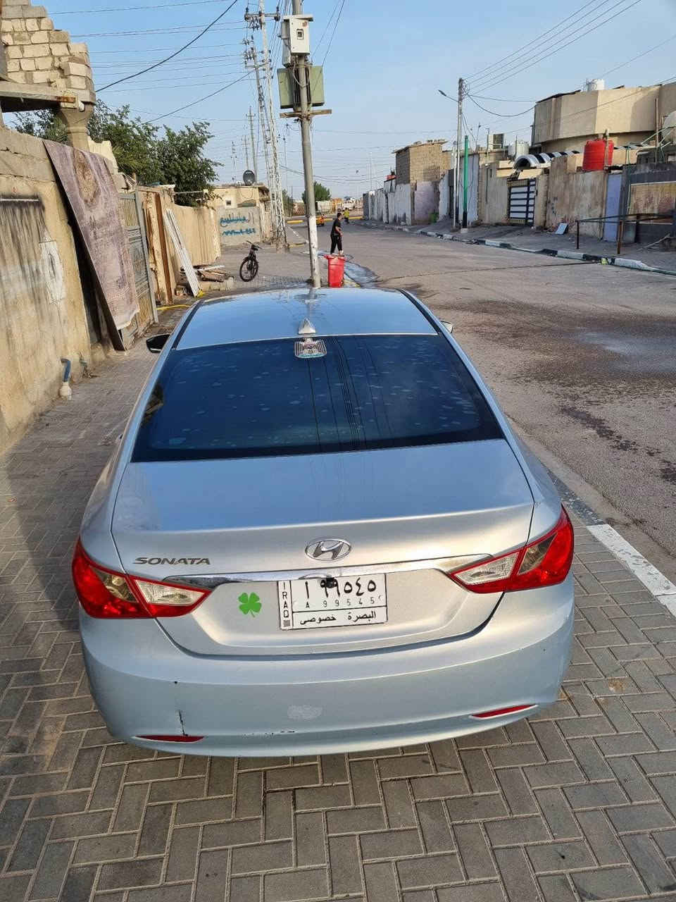 سلام عليكم   

سوناتا وارد امريكي مظلع  ضربه امريكا دعاميه اماميه وبدايه البنيد مصبوغ في العراق الباب الايمن مصبوغ فقط  
موديل 12 
كهربائيات كامله 
تبريد  ‏تدفئا
تخم تاير 
حداده نص عمر 
محرك 2400 مفتوح معله گازگيت 
كير كفاله 
لايتات زنون 
سنويه ل 2028 بسمنه 
130 الف ميل 
 السعر 118 
الرقم *********** الزبير, البصرة
