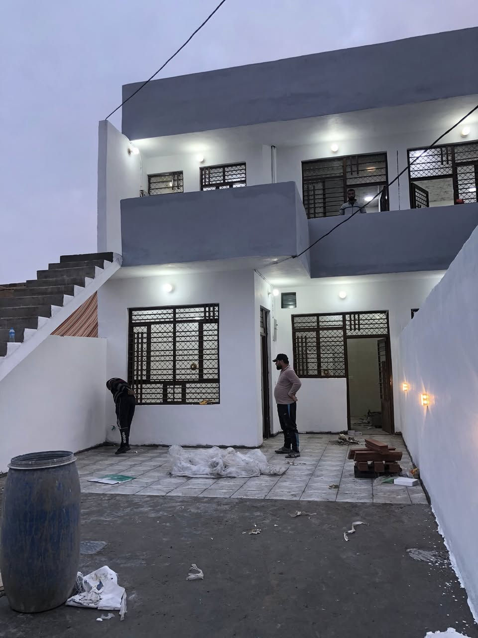 نقدم لكم👌🏻🏠
كل ماهوئ جديد  وحصري من صبغ داخلي وخارجي 
انسب الأسعار وأجمل التصاميم 
يوجد ضمان في العمل والموا
كل ماعليك فقط اتصل او راسل ***********
