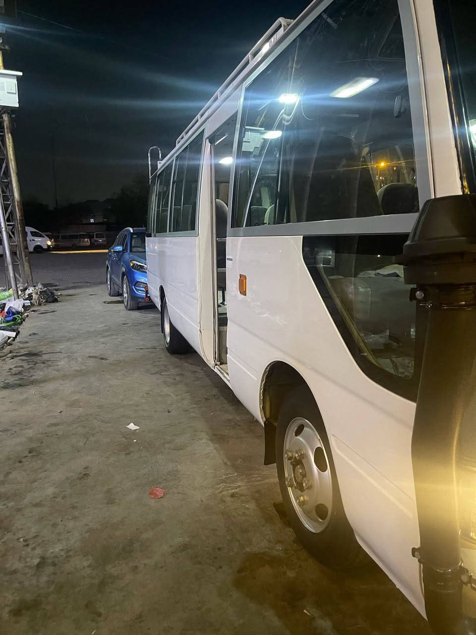 السلام عليكم رمضان كريم عليكم سيارة للبيع موديل 2014 شمالية رقم السليمانية السيارة بيها شبر صبع بس السيارة البديل بلادي  والمقاطع موجودة الي مشروح بالفيديو هاذي تفاصيل السيارة  العنوان السيارة بغداد خط السكان والسعر 30الف دولار وبيها مجال قليل ***********
