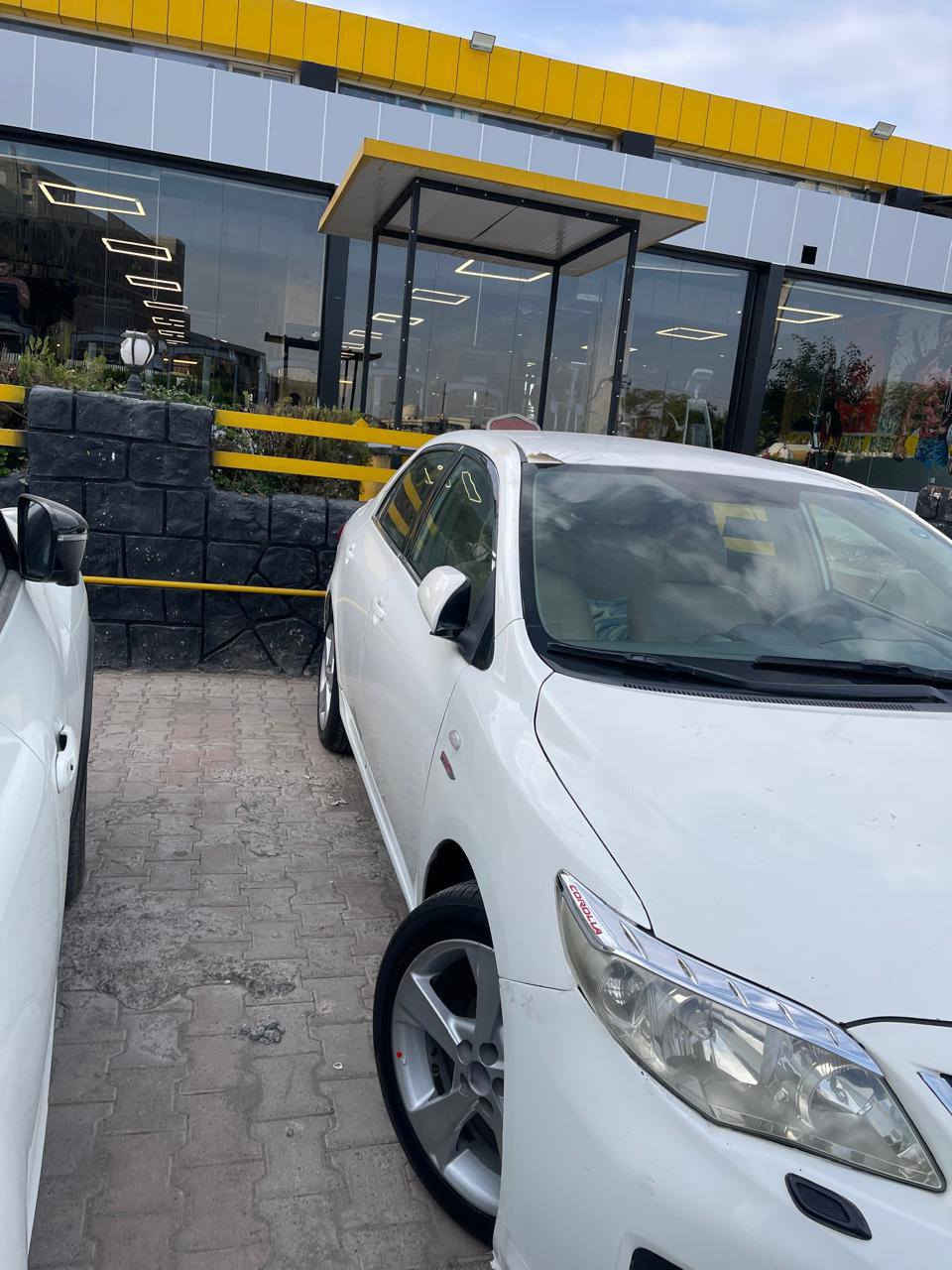 بسم الله الرحمن الرحيم 
تيوتا كورولا  بيكاشؤ
سةيارة موديل 2008 
سةيارةكة  5/6بارةجية سبوغ من بة حيزام دةفرؤشم. سةيارة كامل دةسكراي كراوة سةيارةكة كامل كراوة بة2013 سةيارةكة زور زورجوانة  سةيارةكة سةقفي سبوغ نية  بس 
سبوغي تنكة   سةيارة جام كارةباةية  سةيارة ئاوينة شفت  كيج تؤ بزية  سةيارةكة  زور مواصفات كةي تيداية  سةيارةكة  سةنةوةي  لة 2018بةسةر جوو 6وةرقة خرامية لةسةر  لةباش معامةلي دةكةريننةوة  سةيارةكة لةهةوليرة نرخي 95وةرقية معامةلي كةي كةمي تيداية  ژمارة موبايل *********** أربيل, العراق
