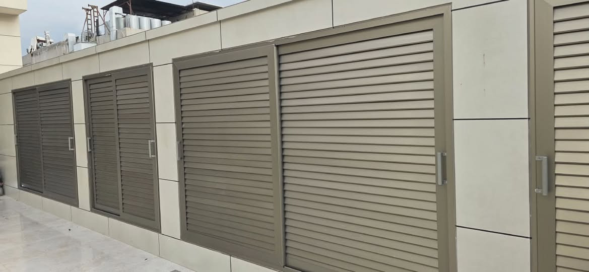 السلام عليكم ورحمة الله وبركاته 
متابعينا الاعزاء بفضل الله سبحانه وتعالى والثقة في عملنا نقدم لكم شغل اليوم بيت تم العمل والتنفيذ بيت جزء بسيط من اعمالنا معمل عمار مستعدون لعمل وتنفيذ كافه انواع الابواب والشبابيك الالمينوم وتجهيز المعامل
للأستفسار 
***********_***********
