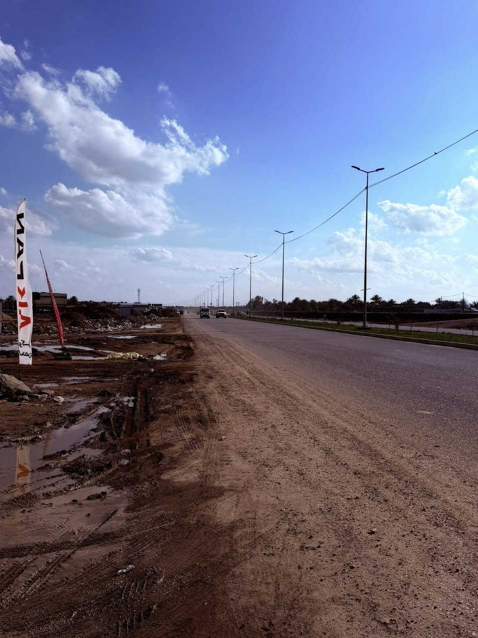 السلام عليكم بناية لإيجار مساحة ٦٠٠م
الطابق الثاني عل شارع ١٠٠سنتر
الاستفسار 
***********
