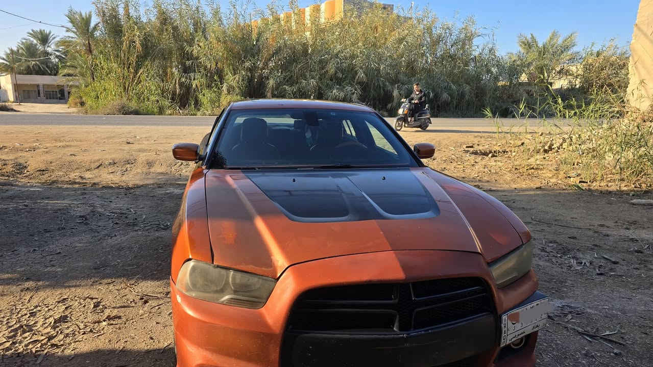 وين عشاق المشمشي  جارجر ٢٠١١ مشمشي فول مواصفات للاخير رقم بغداد بسمي جملغ خلفي صبغ وملون ويا الباب السياره تعبان عليه حيل  صار عندي ضرف واريد ابيعه وبلعافيه علياخذه السعر١٤٦ وبيه جال بصيط
عنواني كربلاء طويريج
لتواصل *********** بي واساب
